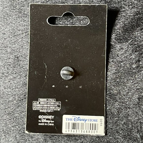 Walt Disney 100th Year Legacy Donald Duck Pirate Pin Disney Store - Picture 3 of 3